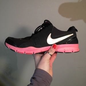 Women's Nike Tennis Shoes